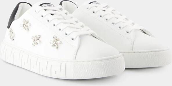 Versace Canvas Witte Sneakers La Greca White Dames