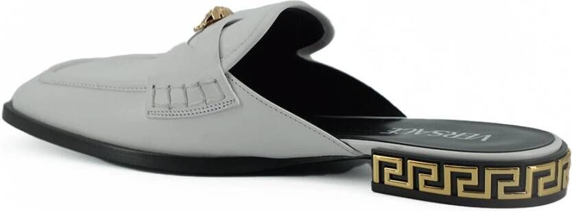 Versace Elegante witte leren slippers Gray Dames