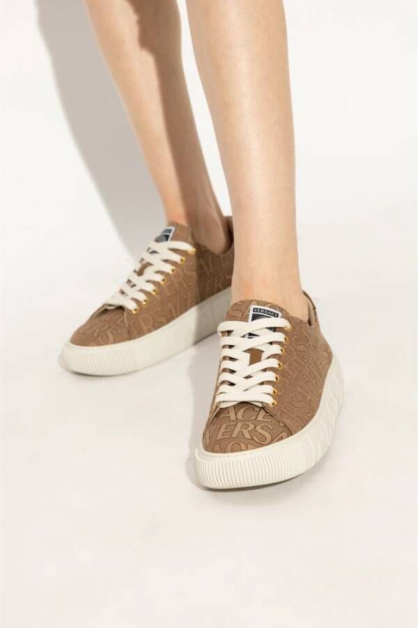 Versace Greca sneakers Beige Dames