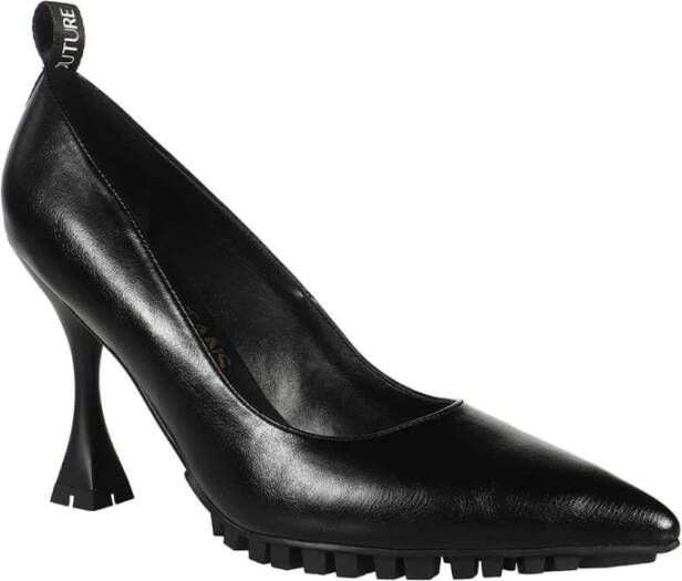 Versace Jeans Couture Puntige pumps met gevormde hak Black Dames