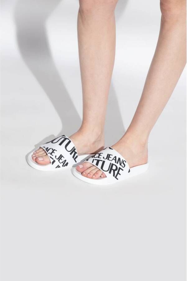 Versace Jeans Couture Rubberen slippers Wit Dames