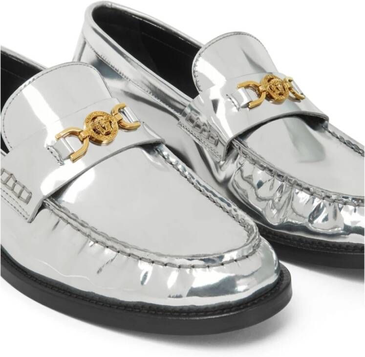 Versace Metallic Finish Medusa Plaque Platte Schoenen Gray Dames