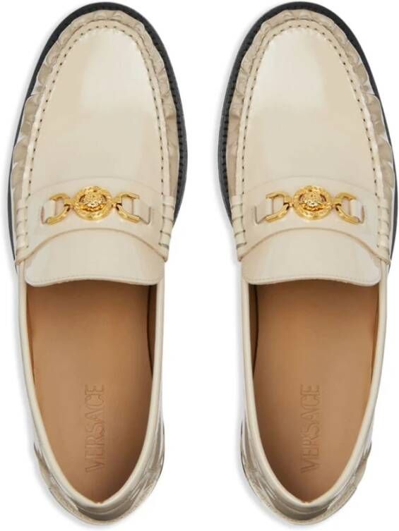 Versace Patent Finish Instap Schoenen Beige Heren