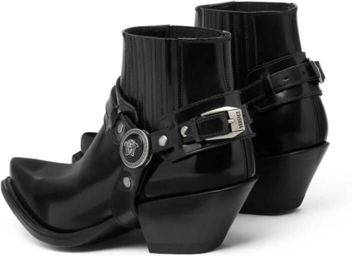 Versace Platte schoenen met Medusa Head Motif Black Dames