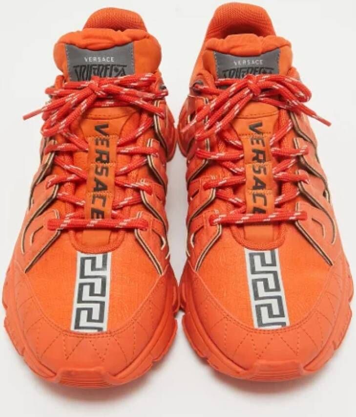 Versace Pre-owned Canvas sneakers Orange Heren