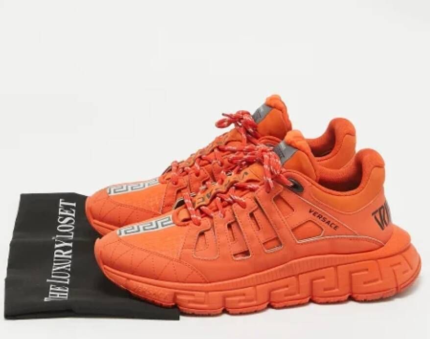 Versace Pre-owned Canvas sneakers Orange Heren