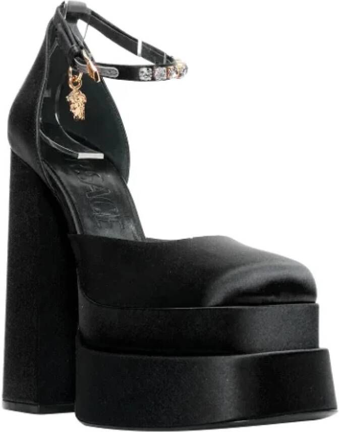 Versace Pre-owned Fabric heels Black Dames