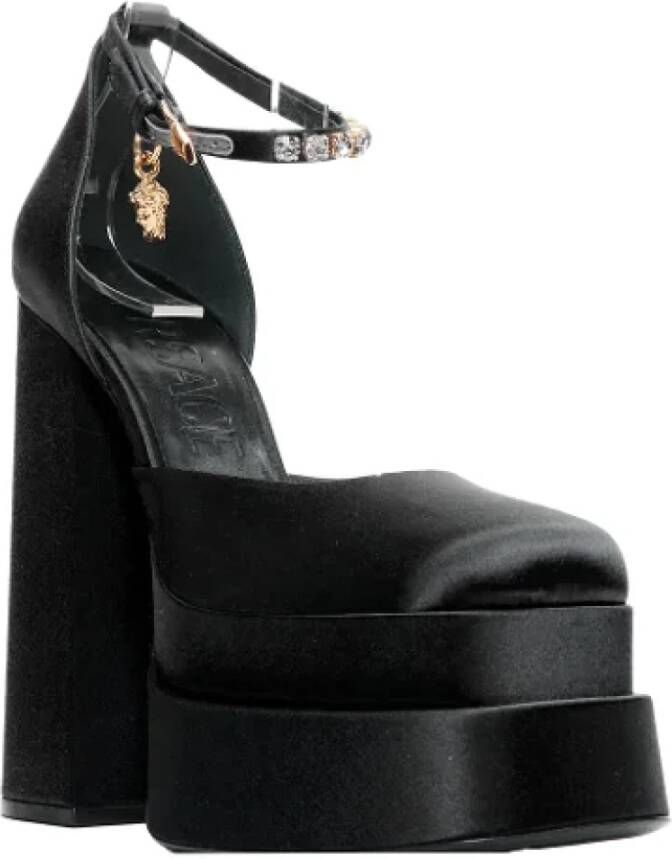 Versace Pre-owned Fabric heels Black Dames