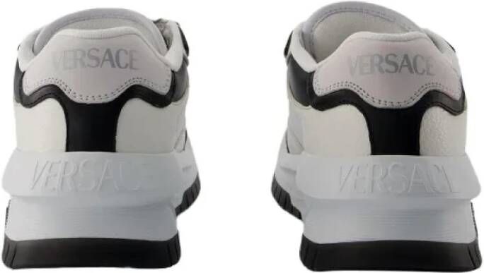 Versace Pre-owned Fabric sneakers White Dames