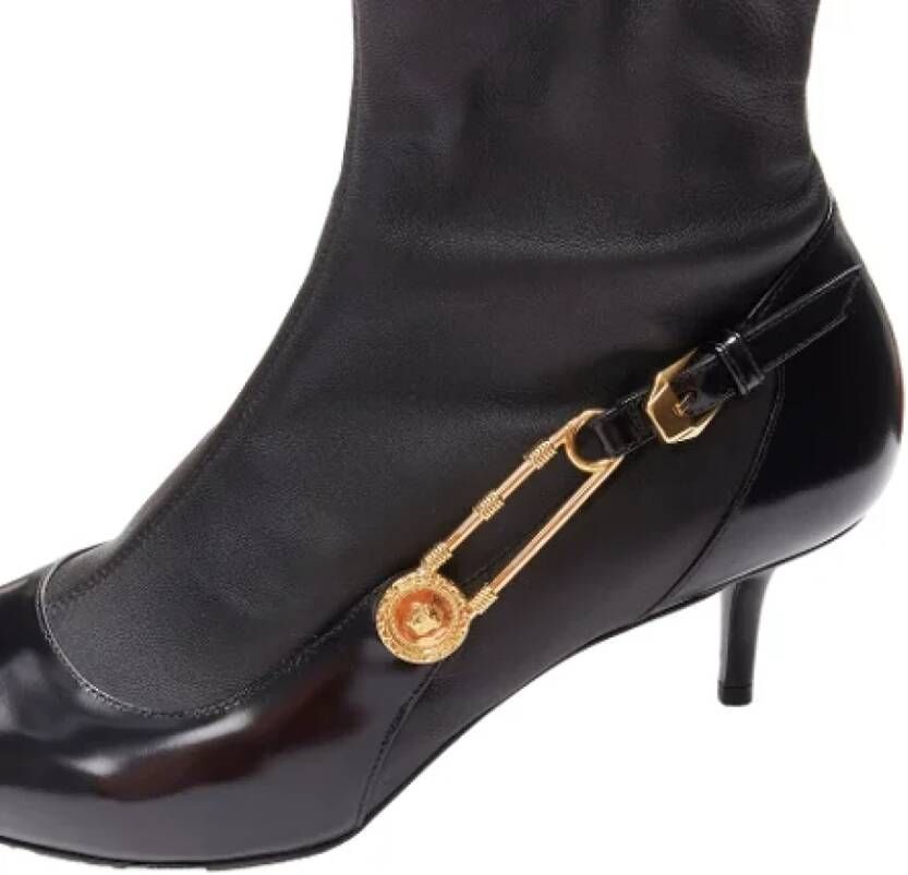 Versace Pre-owned Leather boots Black Dames