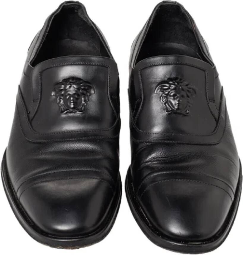 Versace Pre-owned Leather flats Black Dames