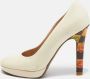 Versace Pre-owned Leather heels Beige Dames - Thumbnail 2