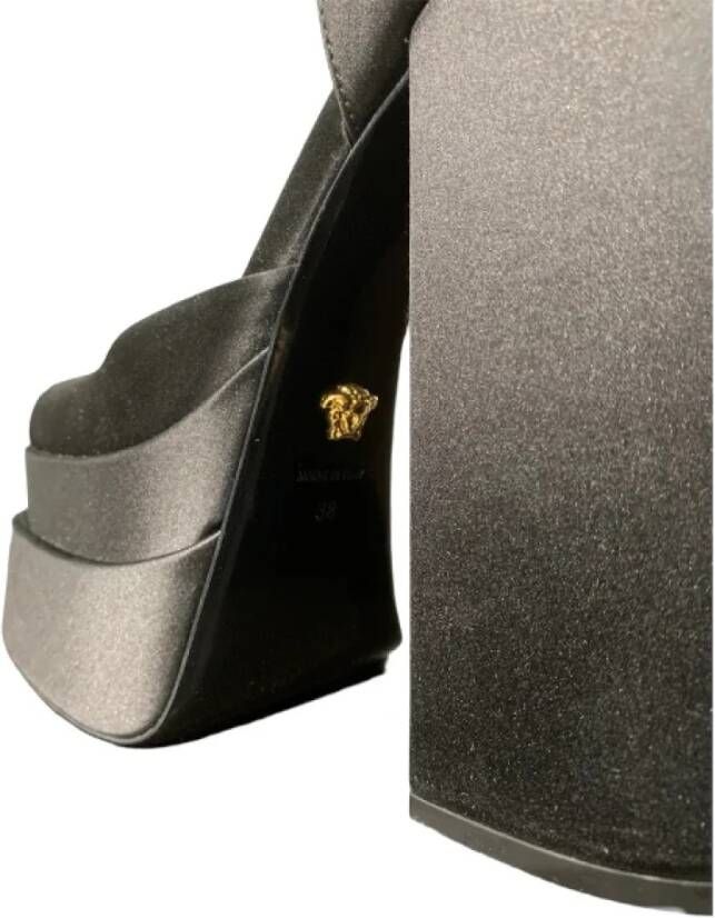 Versace Pre-owned Leather heels Black Dames