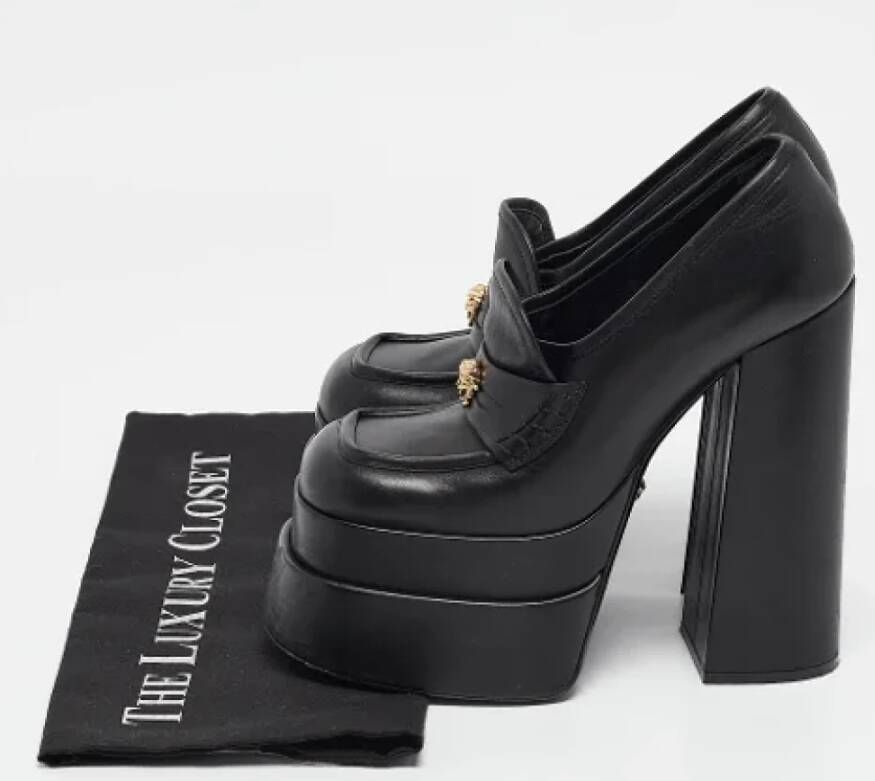 Versace Pre-owned Leather heels Black Dames