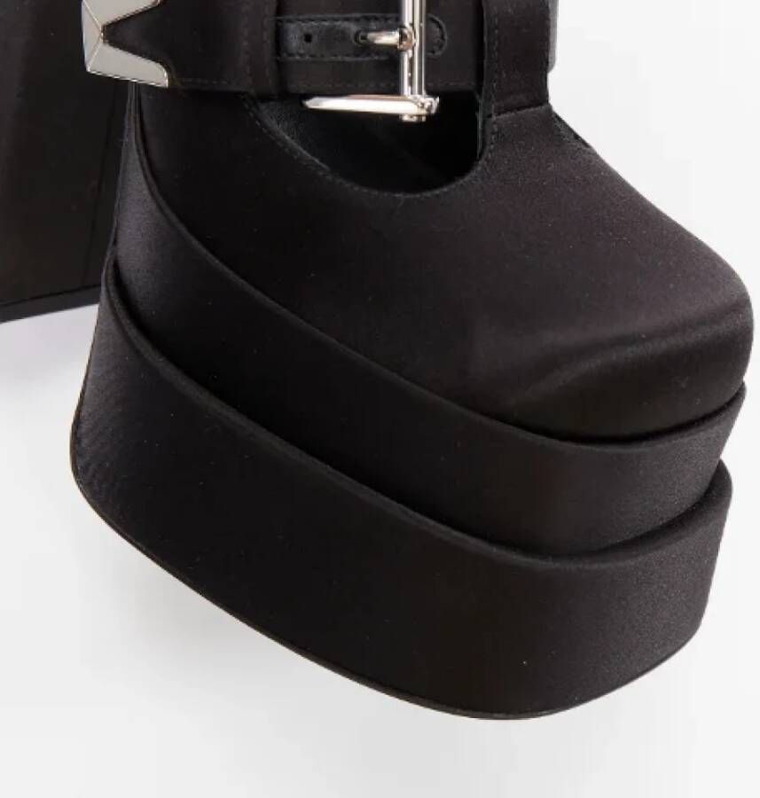 Versace Pre-owned Leather heels Black Dames