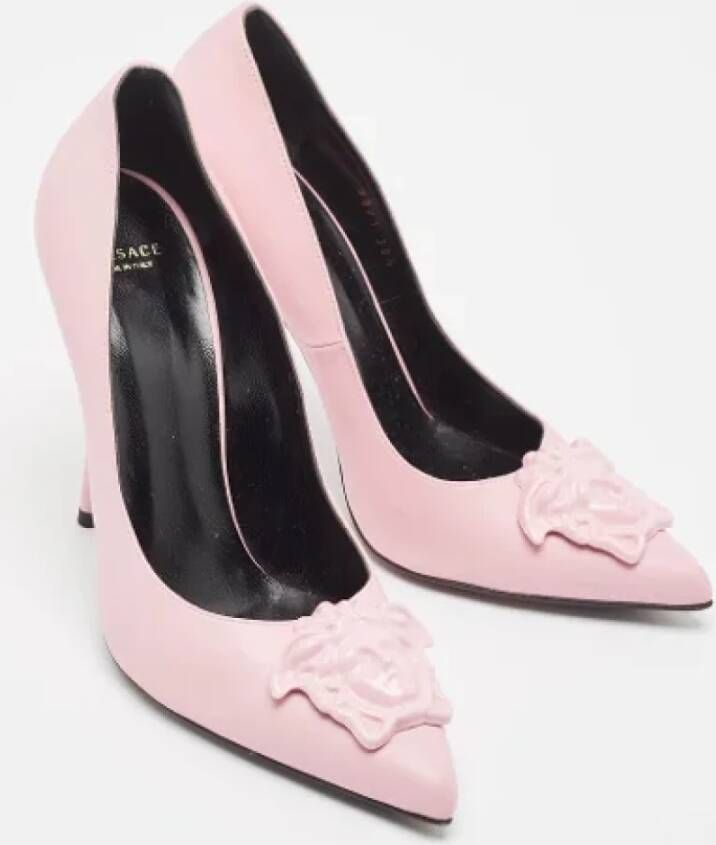 Versace Pre-owned Leather heels Pink Dames