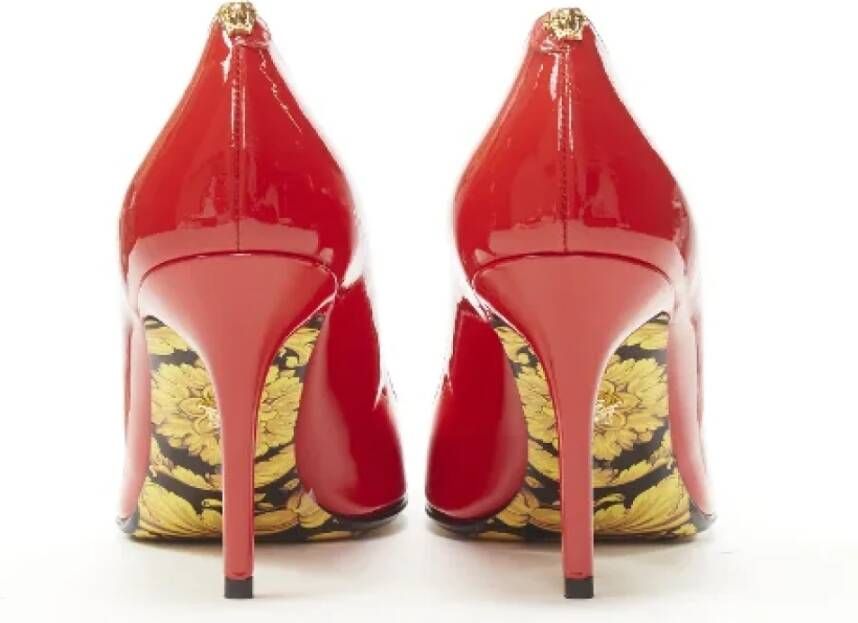 Versace Pre-owned Leather heels Red Dames