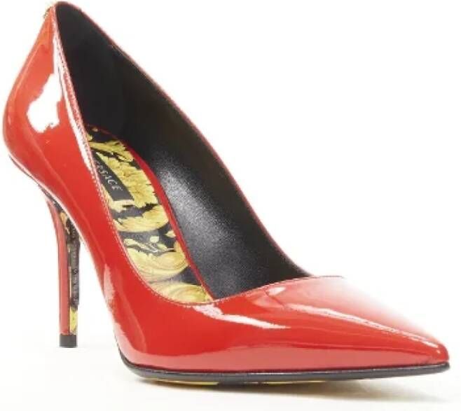 Versace Pre-owned Leather heels Red Dames