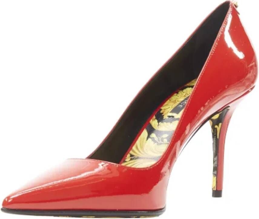 Versace Pre-owned Leather heels Red Dames