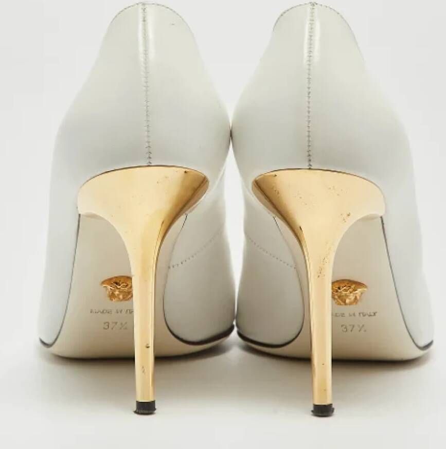 Versace Pre-owned Leather heels White Dames