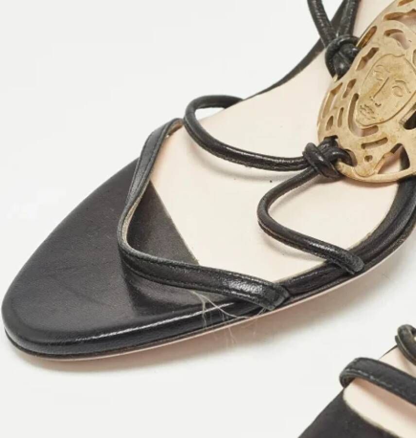 Versace Pre-owned Leather sandals Black Dames