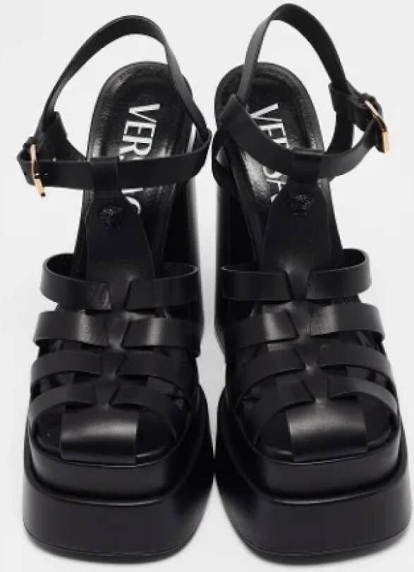 Versace Pre-owned Leather sandals Black Dames