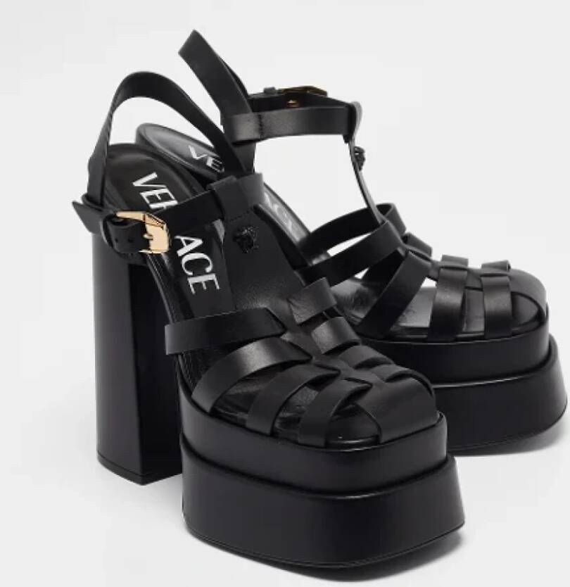 Versace Pre-owned Leather sandals Black Dames