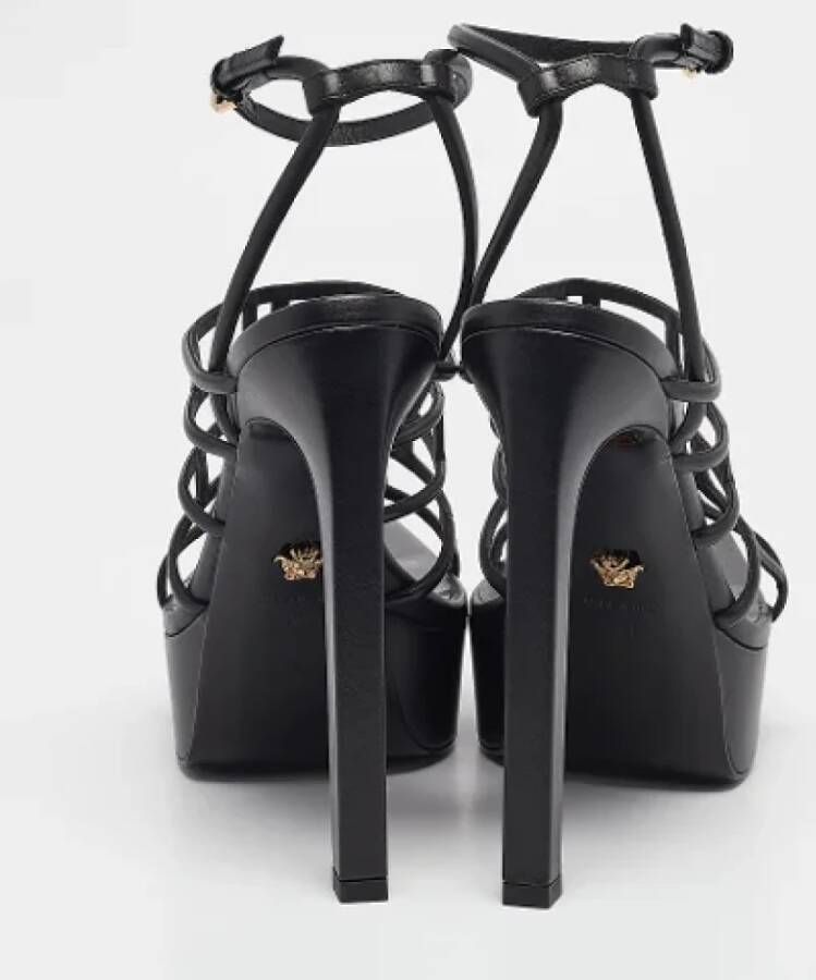 Versace Pre-owned Leather sandals Black Dames