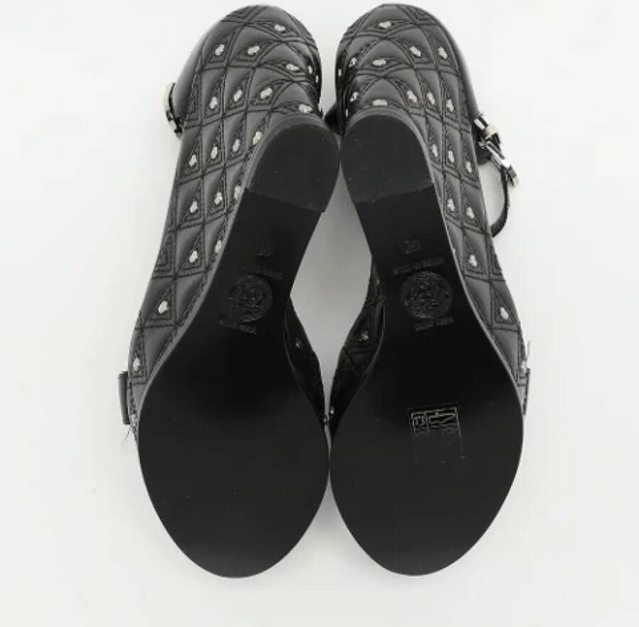 Versace Pre-owned Leather sandals Black Dames