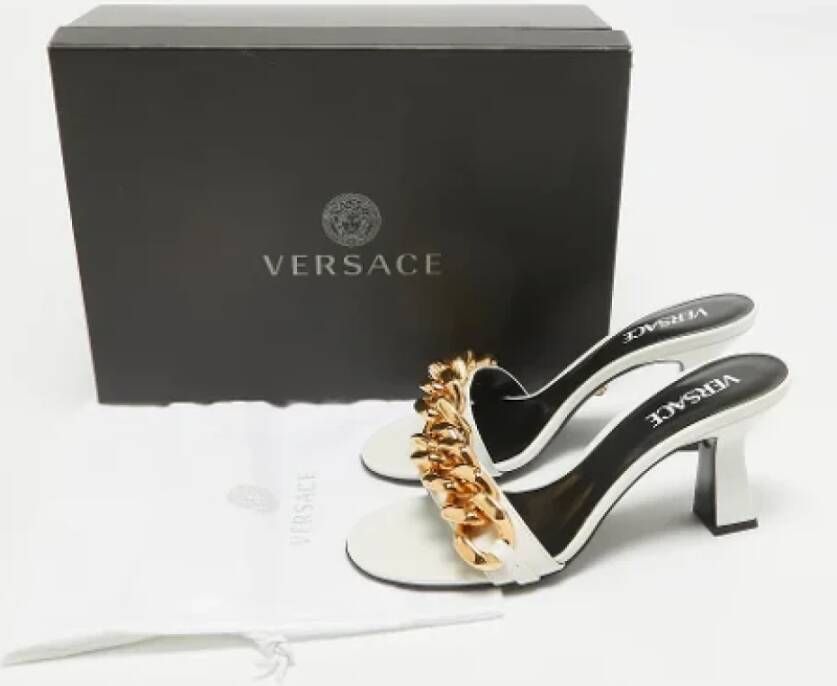 Versace Pre-owned Leather sandals White Dames