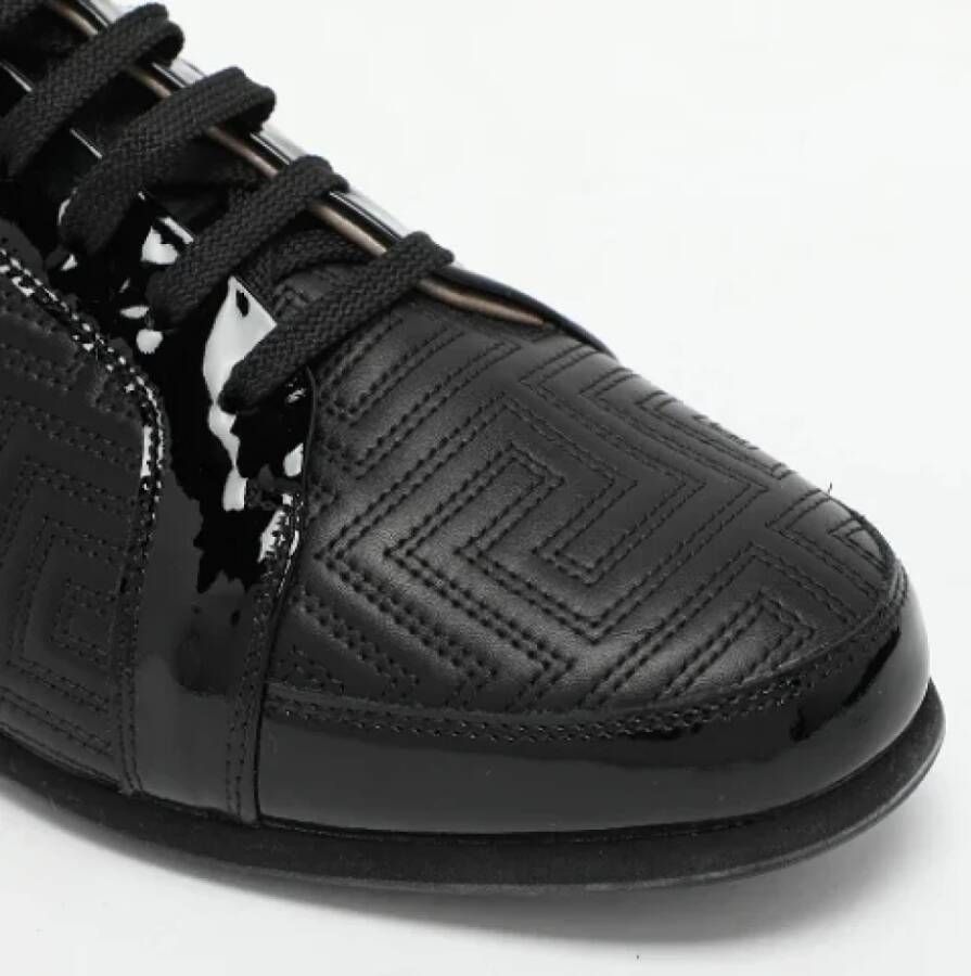 Versace Pre-owned Leather sneakers Black Dames