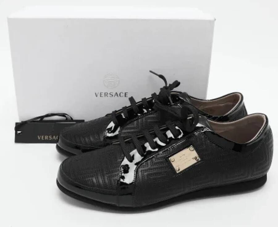 Versace Pre-owned Leather sneakers Black Dames