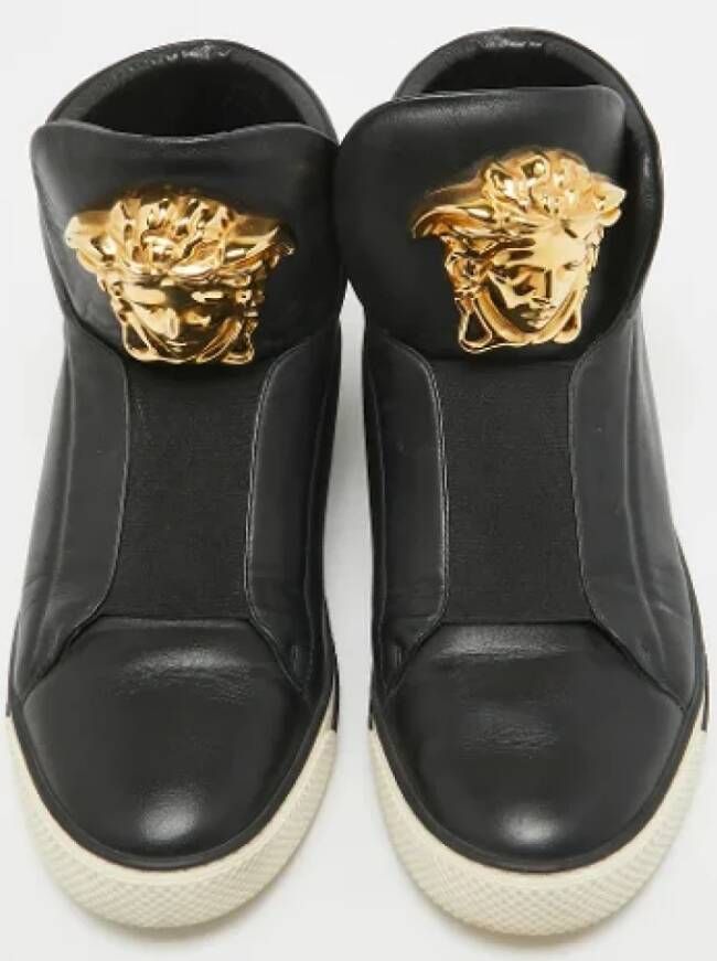 Versace Pre-owned Leather sneakers Black Heren