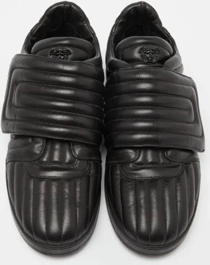 Versace Pre-owned Leather sneakers Black Heren