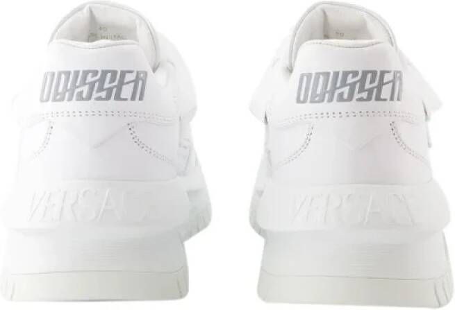 Versace Pre-owned Leather sneakers White Heren