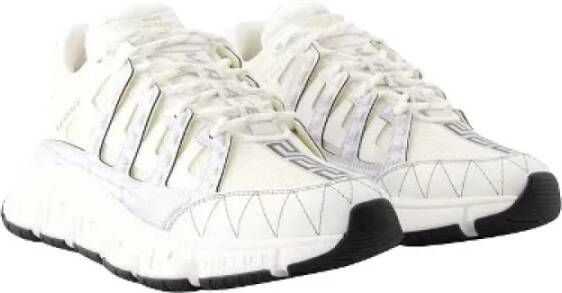 Versace Pre-owned Leather sneakers White Heren