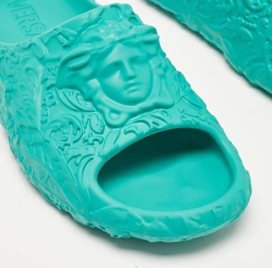 Versace Pre-owned Rubber sandals Blue Heren