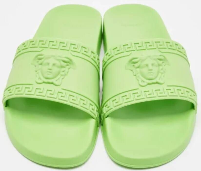 Versace Pre-owned Rubber sandals Green Heren