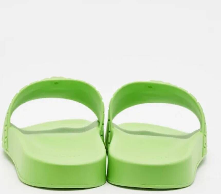 Versace Pre-owned Rubber sandals Green Heren