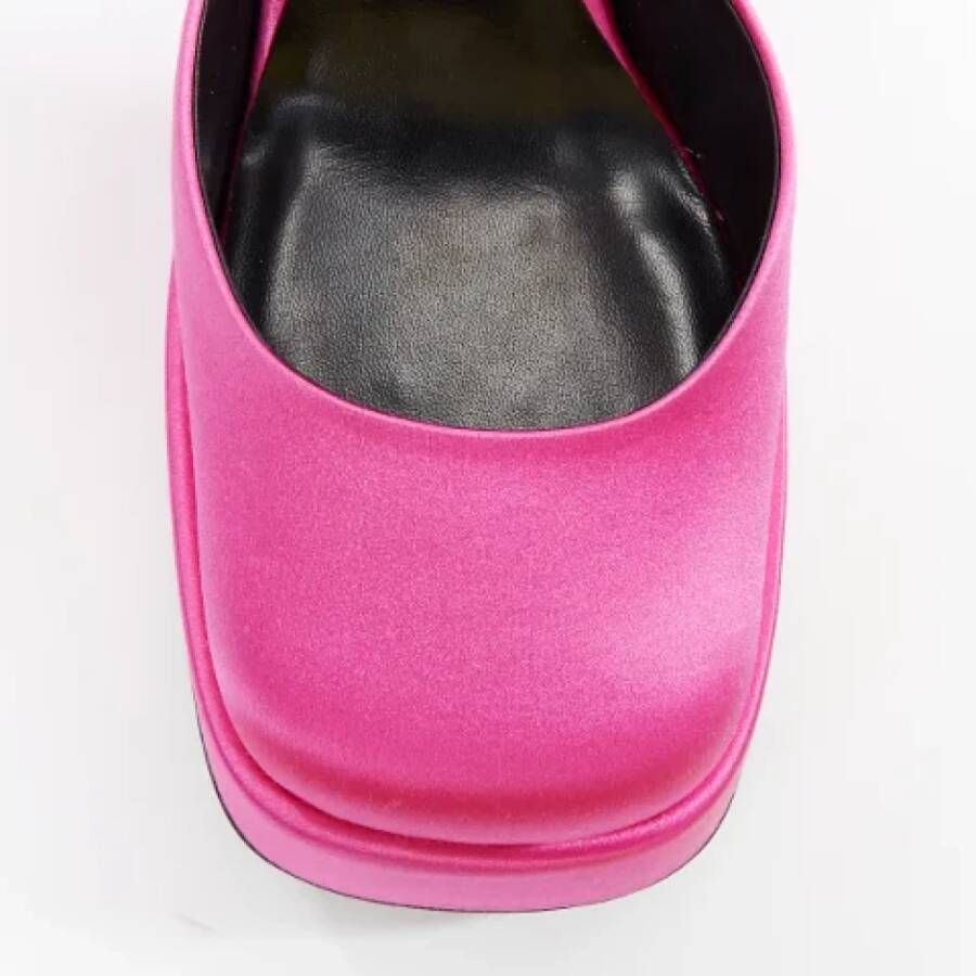 Versace Pre-owned Satin heels Pink Dames