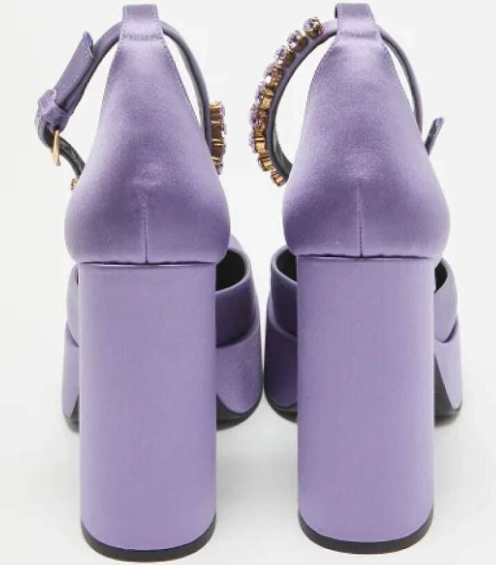 Versace Pre-owned Satin heels Purple Dames