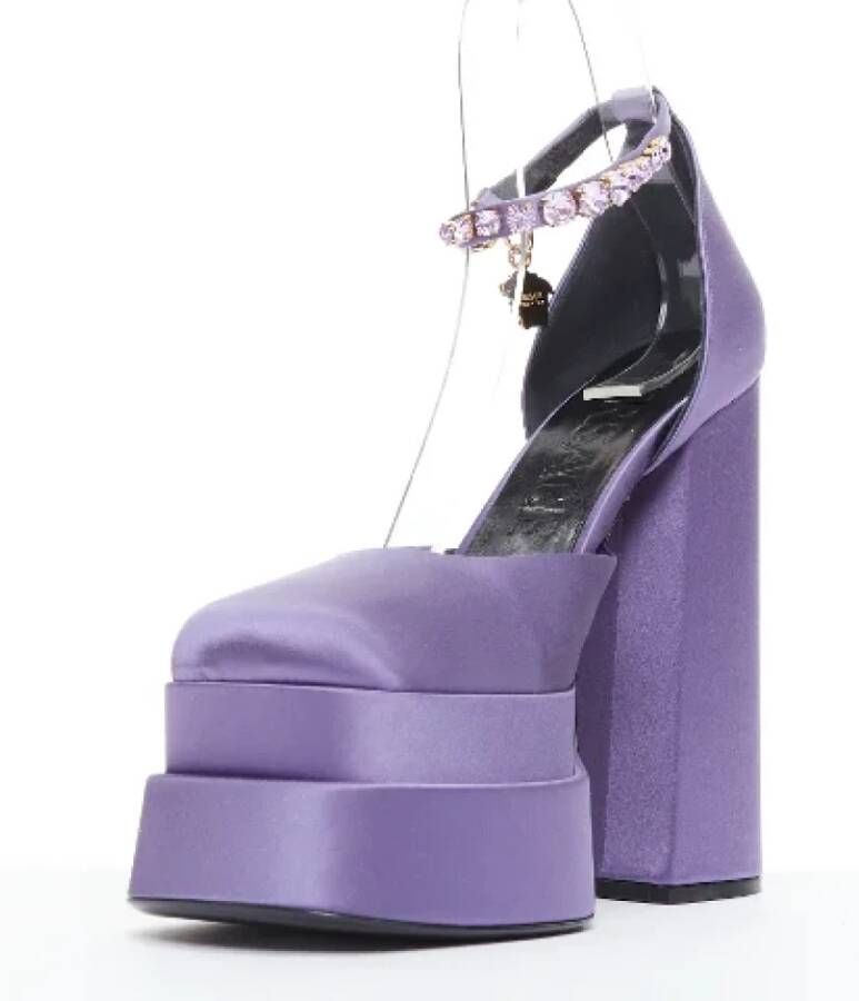 Versace Pre-owned Satin heels Purple Dames