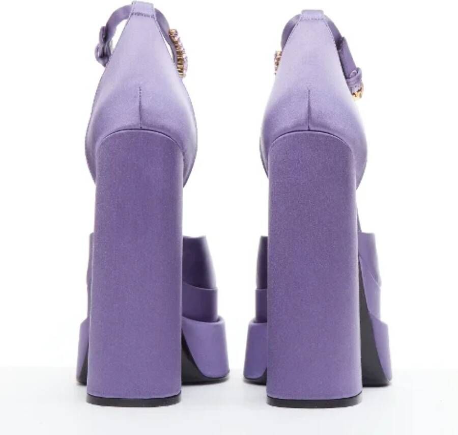 Versace Pre-owned Satin heels Purple Dames