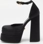 Versace Pre-owned Satin sandals Black Dames - Thumbnail 2