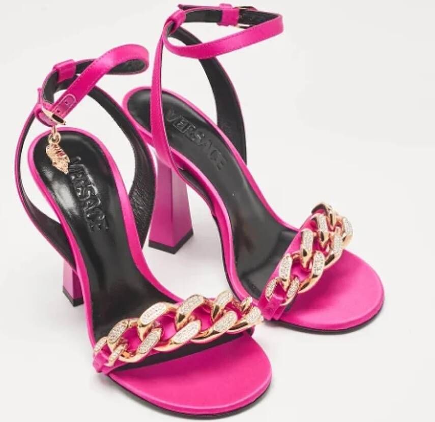 Versace Pre-owned Satin sandals Pink Dames