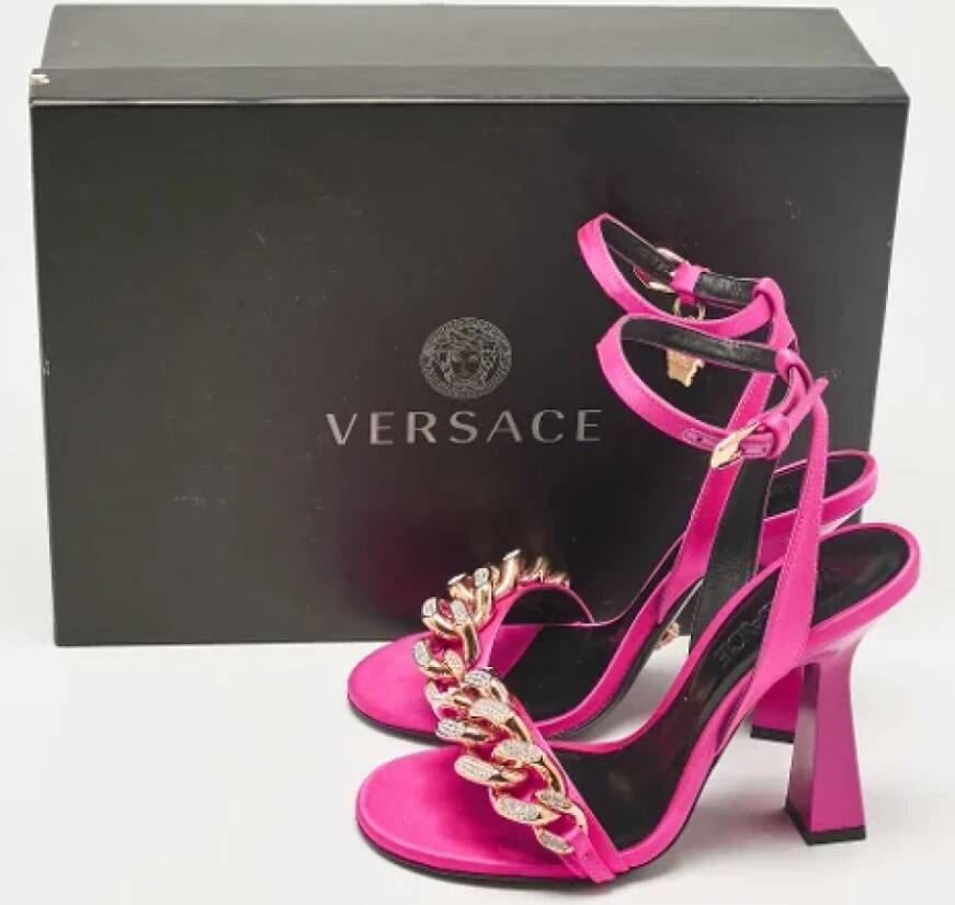 Versace Pre-owned Satin sandals Pink Dames