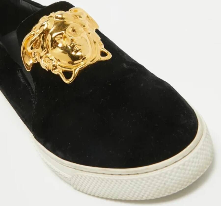 Versace Pre-owned Velvet sneakers Black Dames