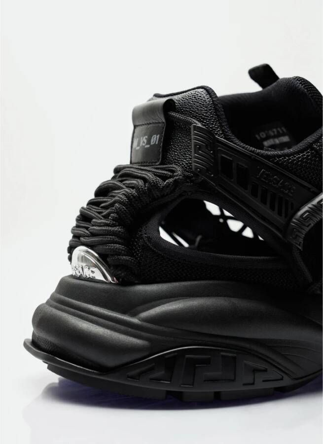 Versace Sneakers met uitsparingen en overdreven zool Black Dames