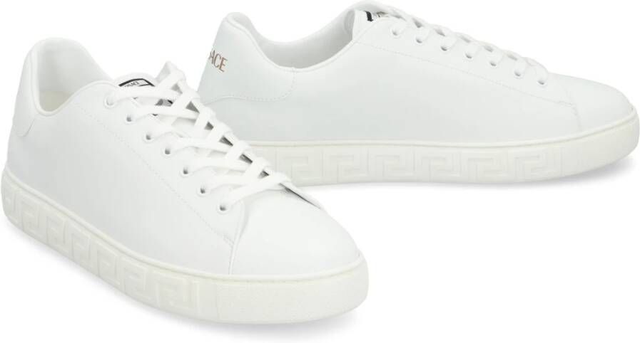 Versace Stijlvolle Greca Sneakers voor Mannen White Heren