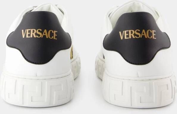 Versace Zwarte canvas sneakers met studs White Heren